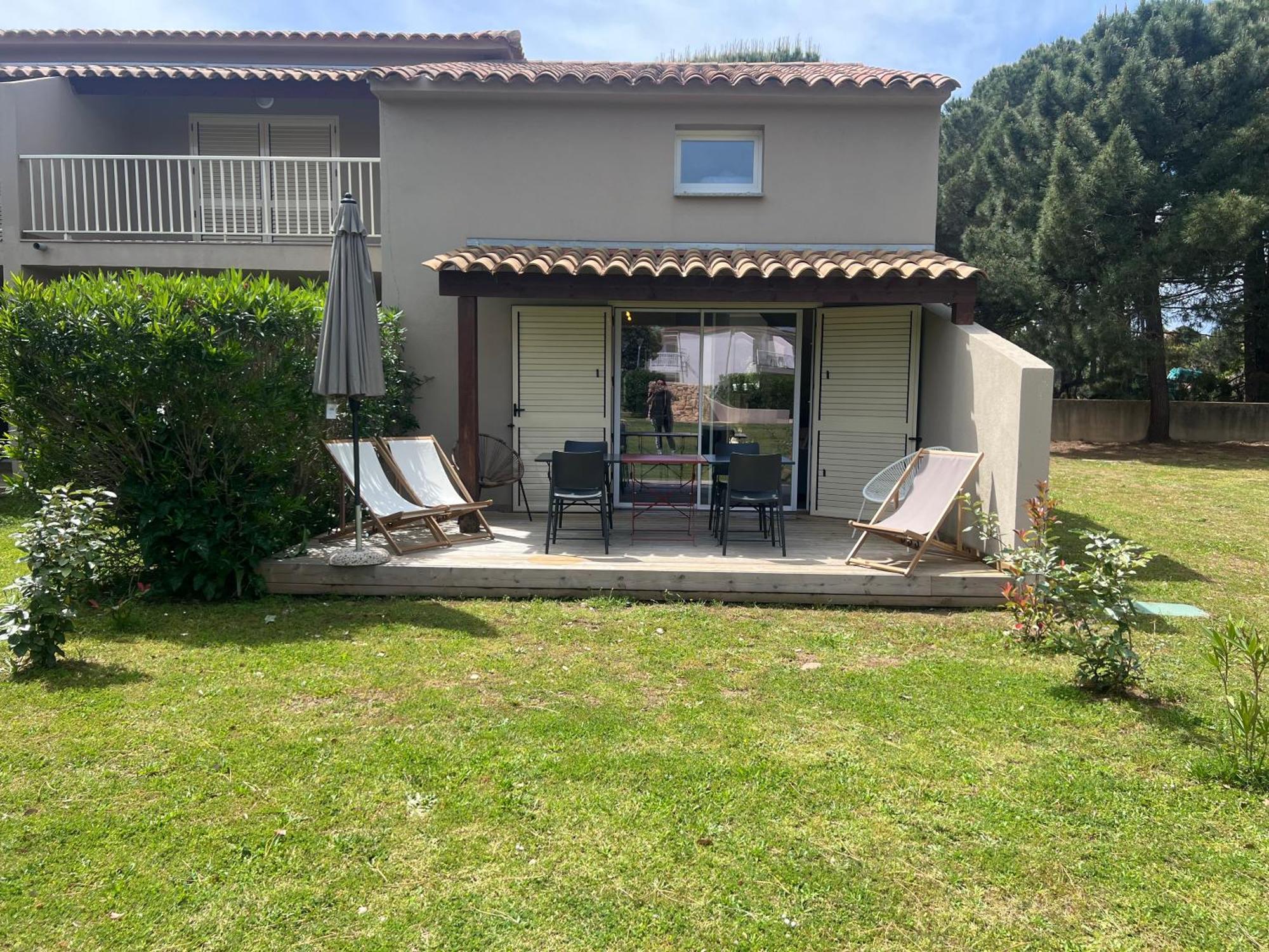 Fiori Di Cala Rossa Residence Hoteliere 里奇 外观 照片
